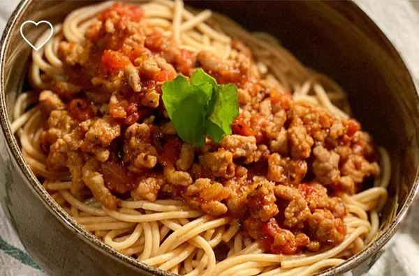 Pasta bolognese